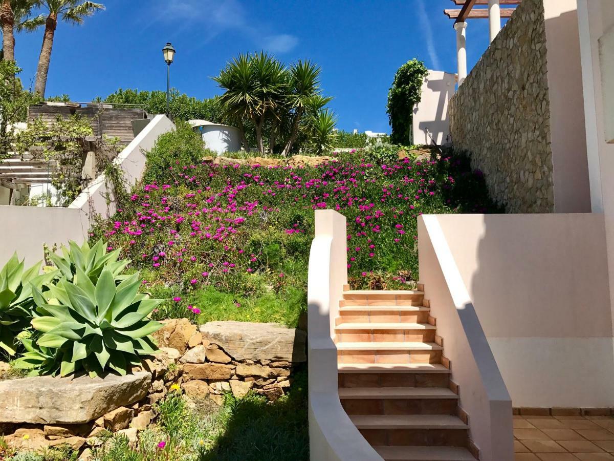Lovely Burgau Villa Just 3 Mins Walk From Beach Budens Kültér fotó