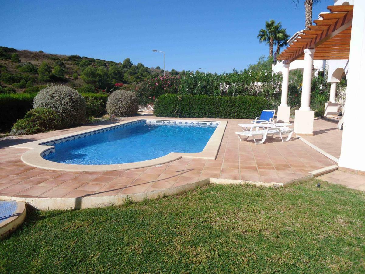 Lovely Burgau Villa Just 3 Mins Walk From Beach Budens Kültér fotó