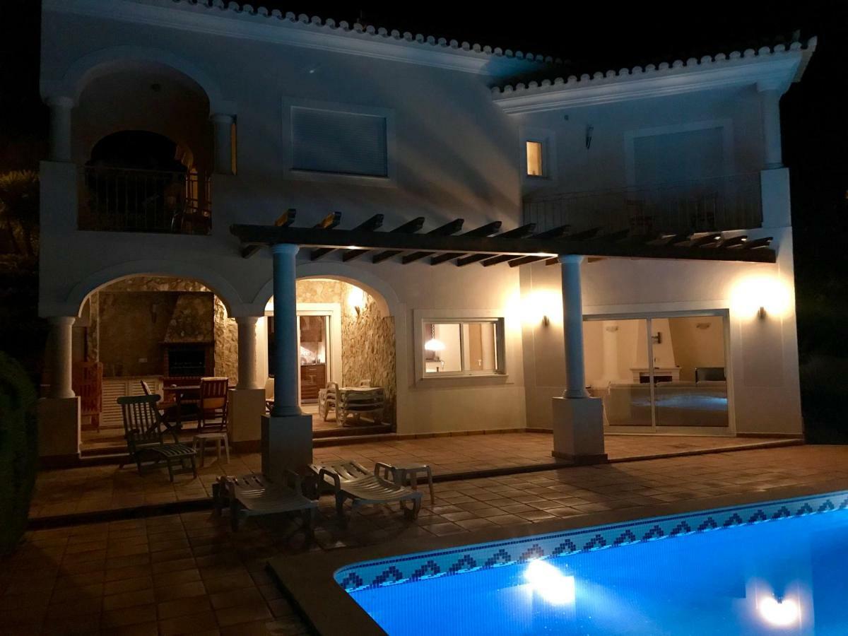 Lovely Burgau Villa Just 3 Mins Walk From Beach Budens Kültér fotó