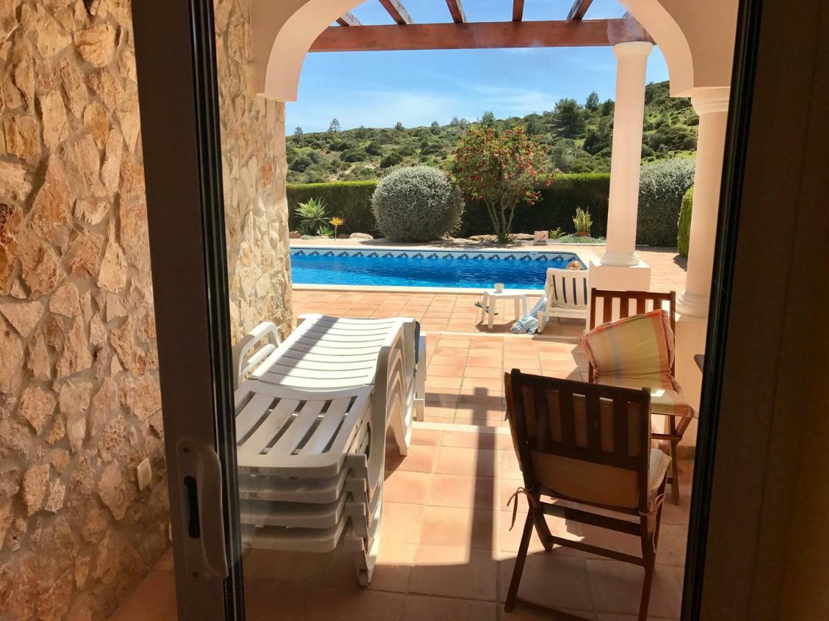 Lovely Burgau Villa Just 3 Mins Walk From Beach Budens Kültér fotó